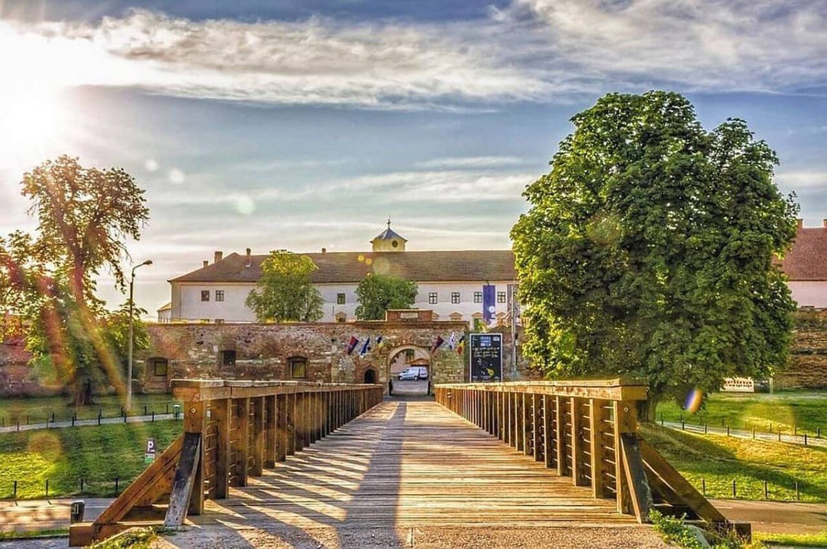 Oreadea Oradea – EZOTOUR